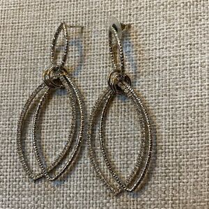 Fashion earrings